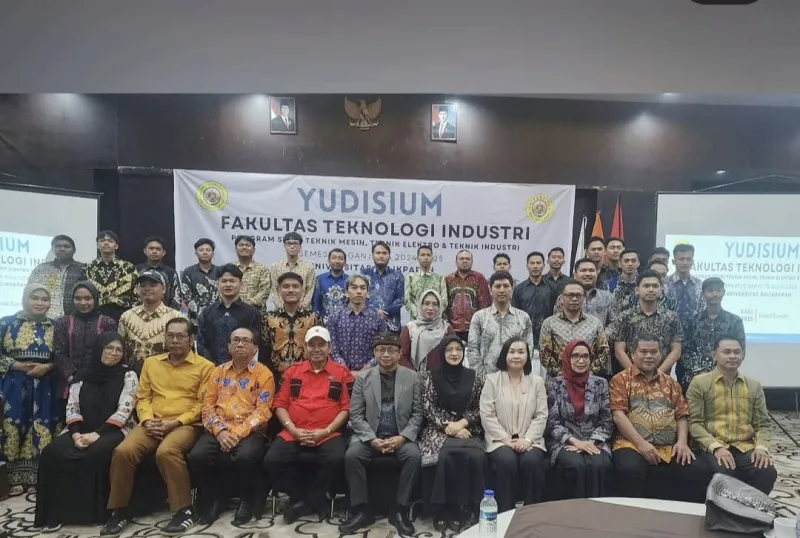 Yudisium Fakultas Teknologi Industri Universitas Balikpapan Semester Ganjil TA 2024-2025