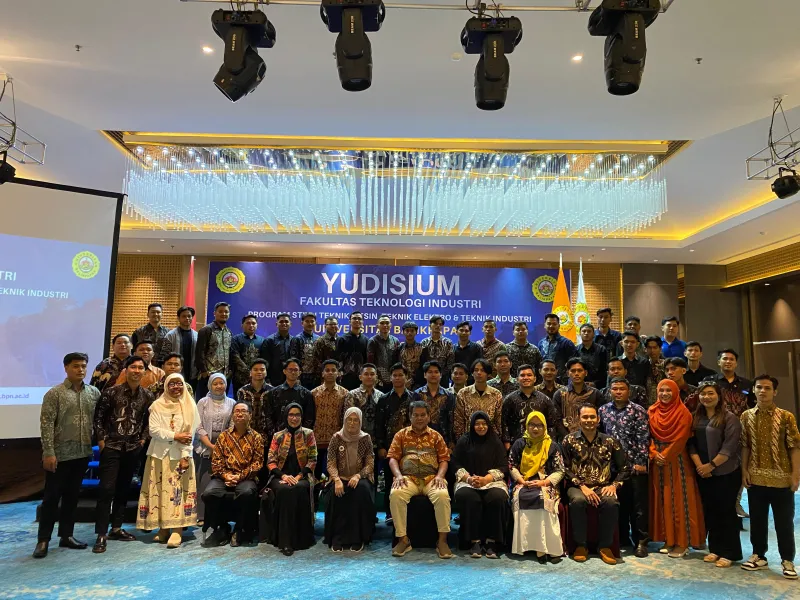 Yudisium Fakultas Teknologi Industri Universitas Balikpapan Semester Genap TA 2024-2025